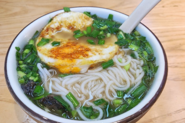 云县乌鸡米线