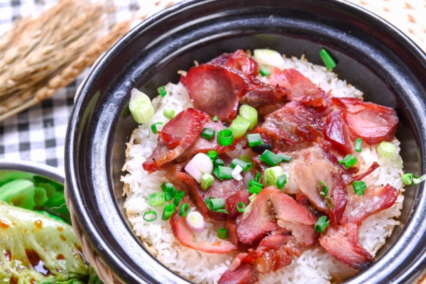 香她他煲仔饭