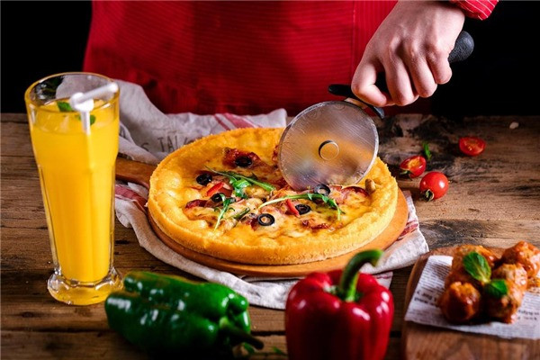 美克熊披萨加盟