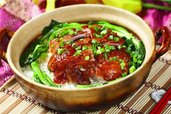 民记煲仔饭