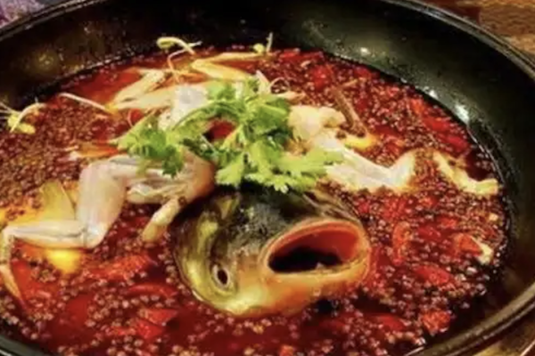 东鱼头火锅