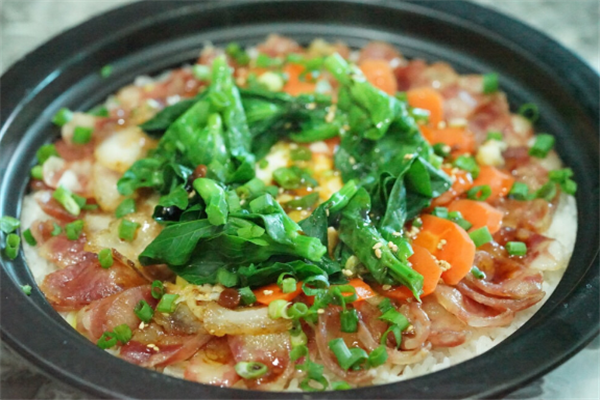 华子煲仔饭