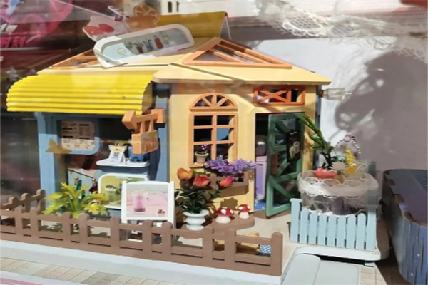 新奇特儿童玩具超市