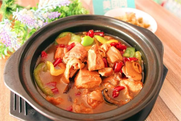 一品黄焖鸡米饭