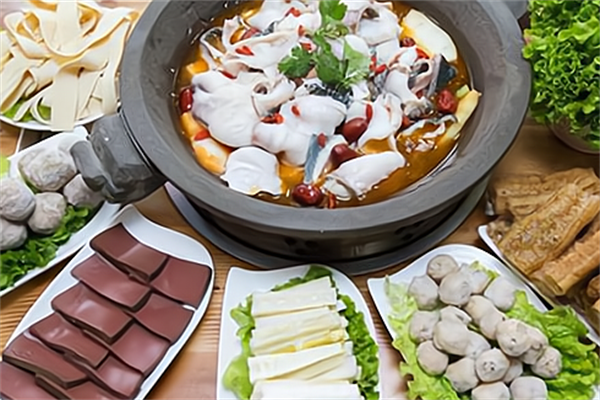 华神石锅鱼火锅