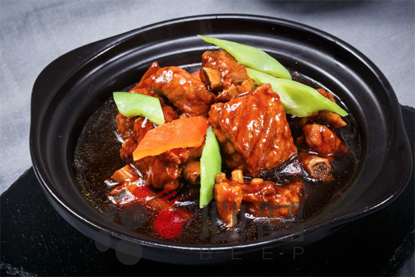 一品黄焖鸡米饭