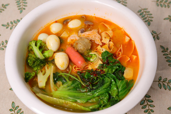 秀海福金汤麻辣烫