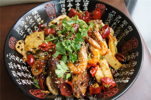 露源巴蜀风味麻辣香锅