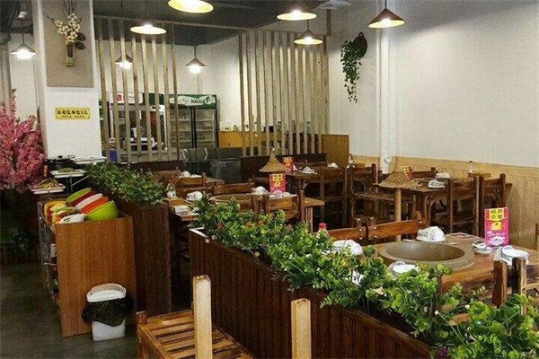 辣小仙餐饮加盟