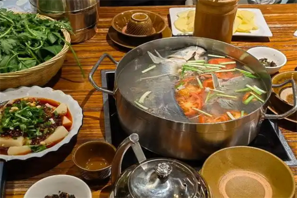 苗家酸汤鱼