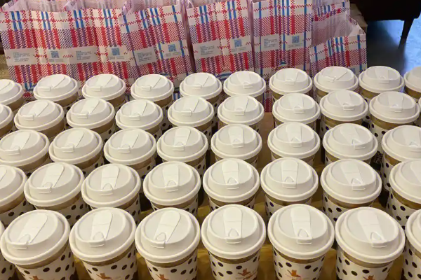 女朋友奶茶店