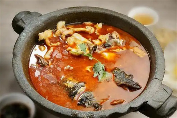 老屋石锅鱼