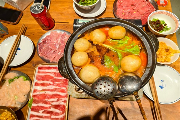 黔城酸汤火锅 黔城酸汤火锅