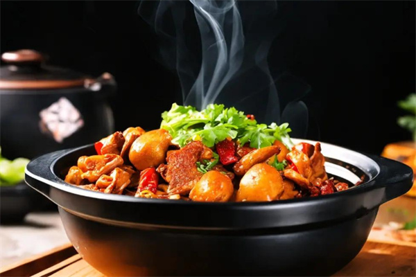 小万重庆鸡公煲 小万重庆鸡公煲