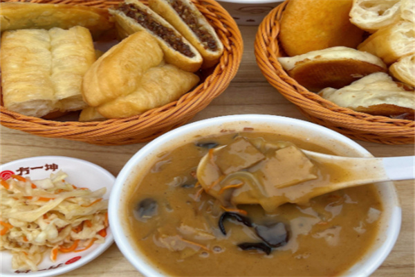 高乐园胡辣汤小油条