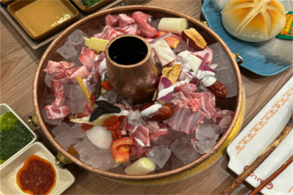 四仔王冰煮羊火锅