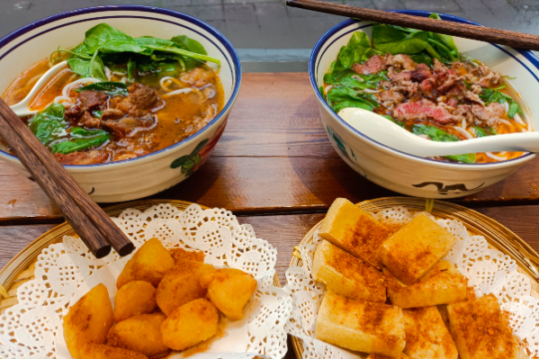 许太牛·鲜烫牛肉米线