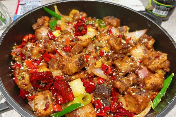 渝见麻辣香锅