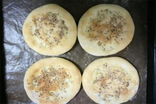 三兄弟吊炉烧饼