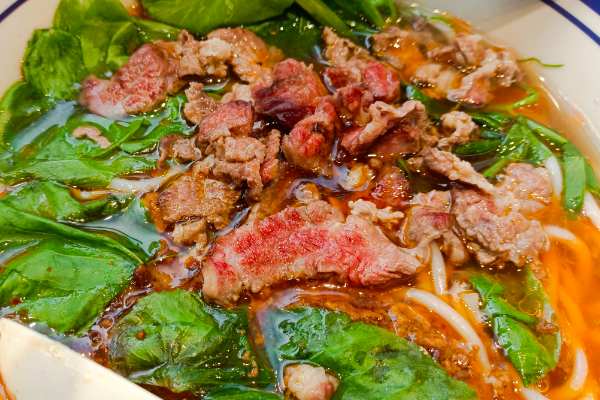 牛婆婆家生烫牛肉米线