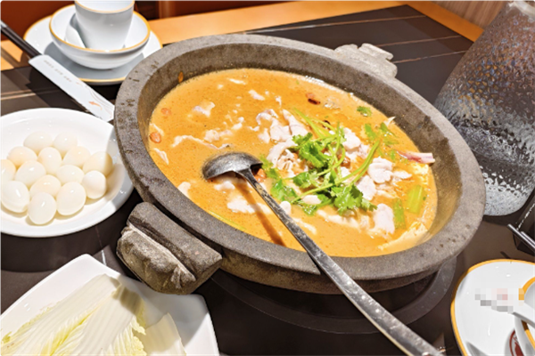 奇味石锅鱼火锅 奇味石锅鱼火锅