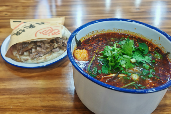 王富花米线肉夹馍