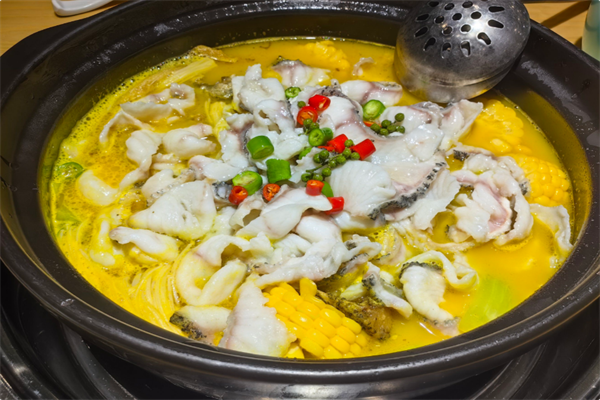 三味鱼火锅