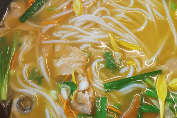 红樽云南过桥米线
