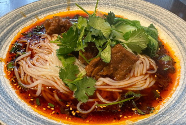 大蔡鲜烫牛肉米线
