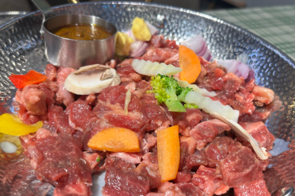 金吉顺·自助牛肋条烤肉