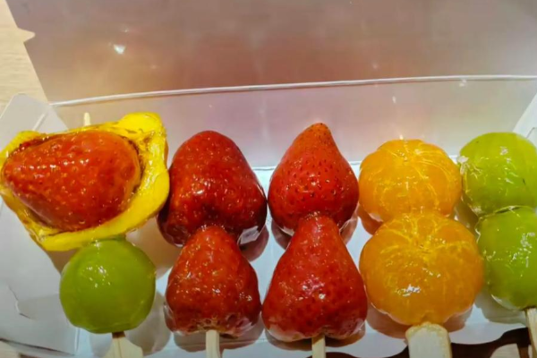 嗒啦热糖葫芦与茶 嗒啦热糖葫芦与茶