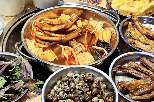 嗦一口·螺蛳粉火锅 嗦一口·螺蛳粉火锅