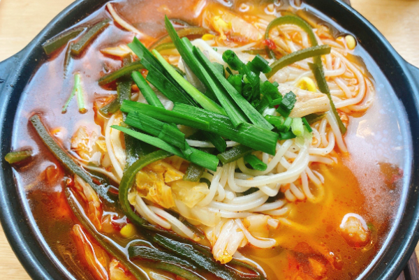 乖乖泡椒米线 乖乖泡椒米线