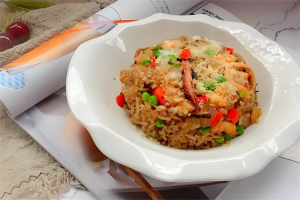 章小鱼海鲜炒饭 章小鱼海鲜炒饭