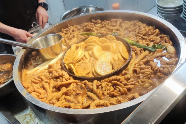 门框百年卤煮 门框百年卤煮
