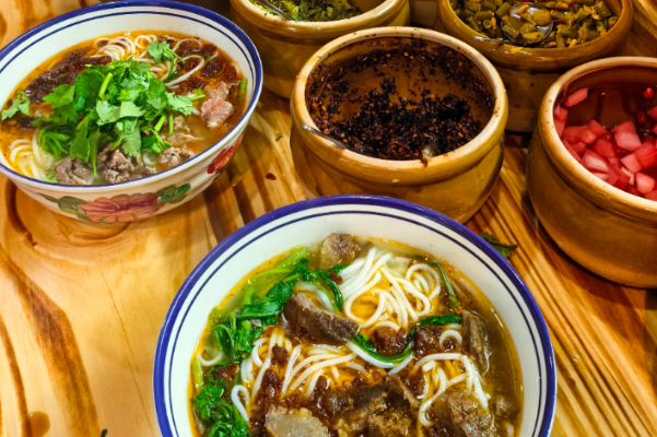 贵小鲜生烫牛肉米线