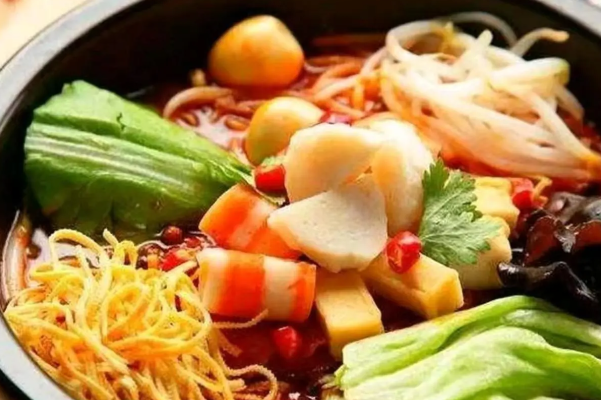 庆夫缘云南过桥米线