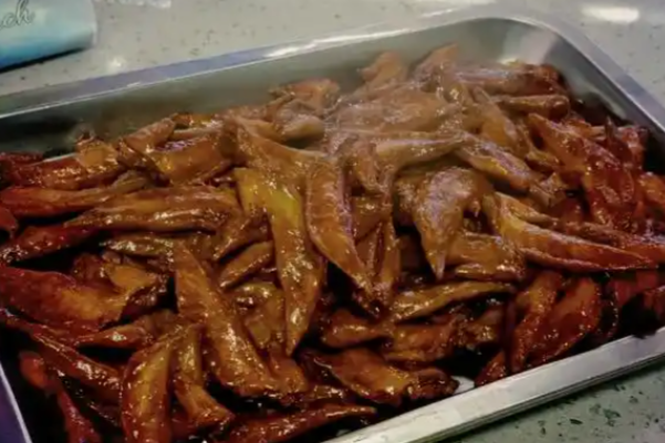 啃丫得衢州鸭头 啃丫得衢州鸭头