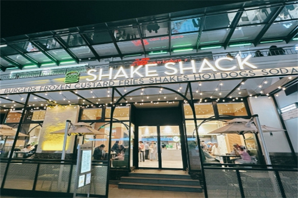 S-SHAKE摇摇堡炙烤厚牛肉汉堡