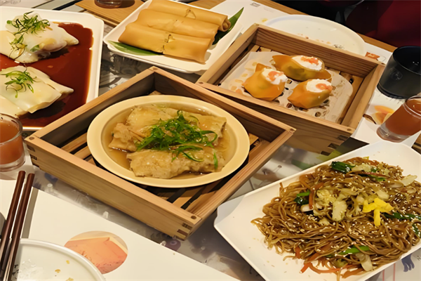 维园港式茶餐厅 维园港式茶餐厅