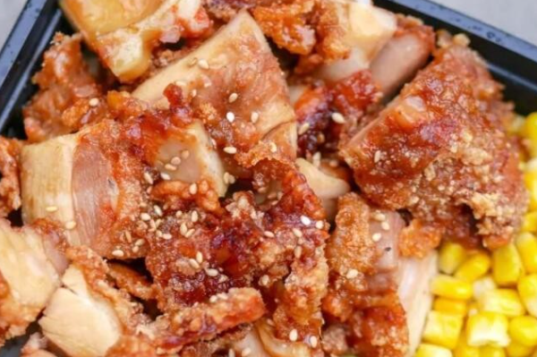 烤肉木桶饭 烤肉木桶饭