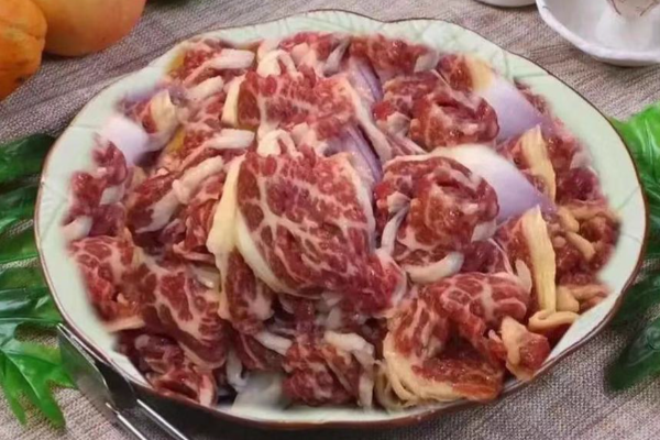军哥烤牛肉 军哥烤牛肉