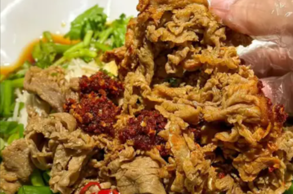 二迷糊饭包酸辣粉