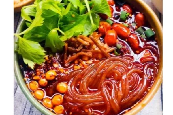 二迷糊饭包酸辣粉