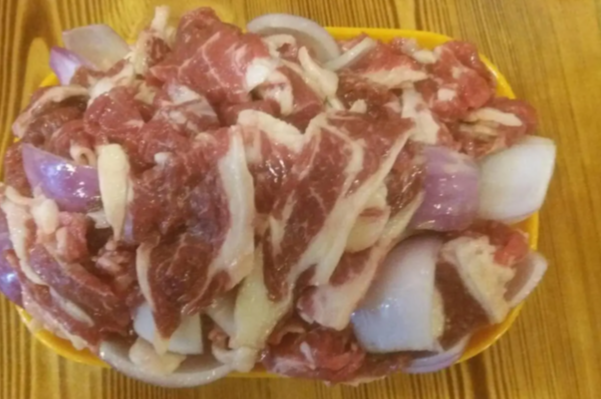 军哥烤牛肉 军哥烤牛肉