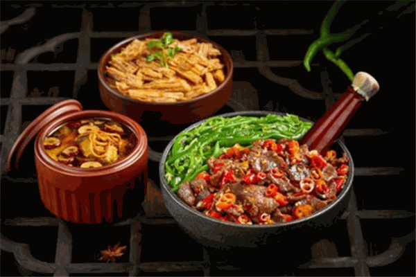 饭菜擂起来擂椒拌饭