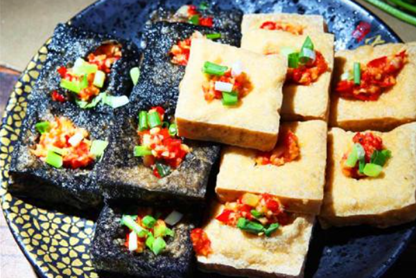白色精品·老长沙臭豆腐 白色精品·老长沙臭豆腐