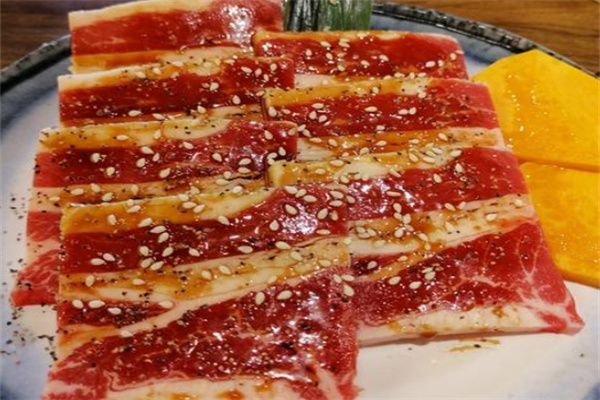 啤酒配烤肉 啤酒配烤肉