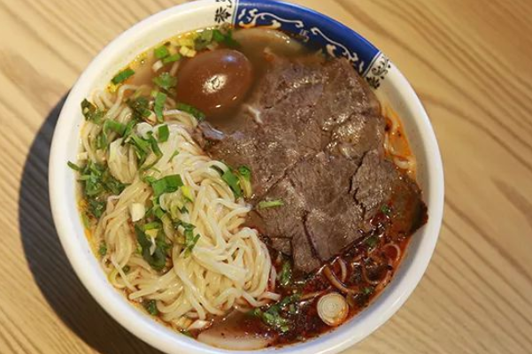 马有才牛肉面的故事
