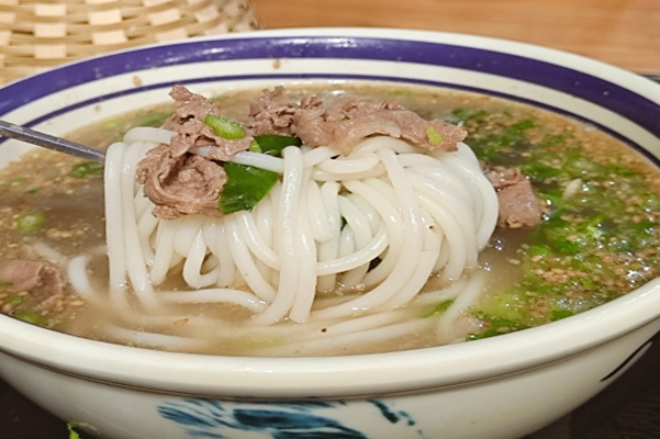 烫三爷·云南鲜烫牛肉米线 烫三爷·云南鲜烫牛肉米线
